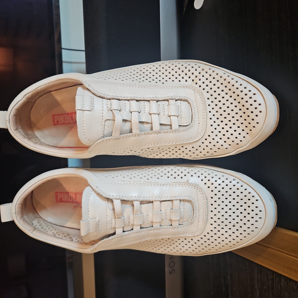 Pikolinos Slip Ons